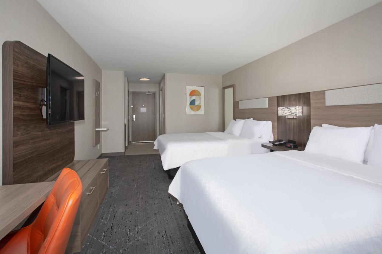 Hotel Express & By Ihg