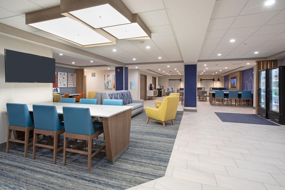 Express & By Ihg 3*
